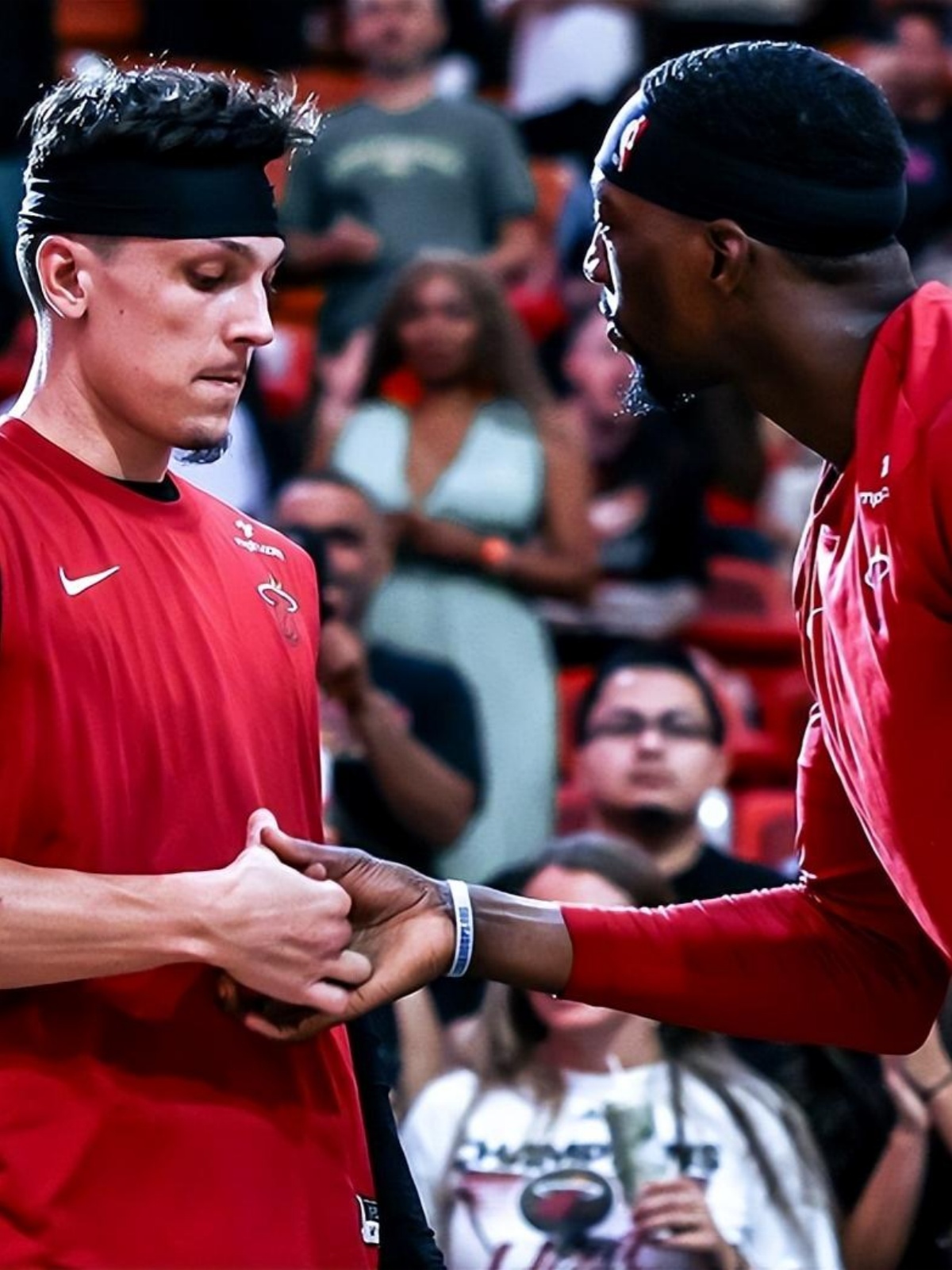 关于热火客场取胜，球队展现高水平表现的信息