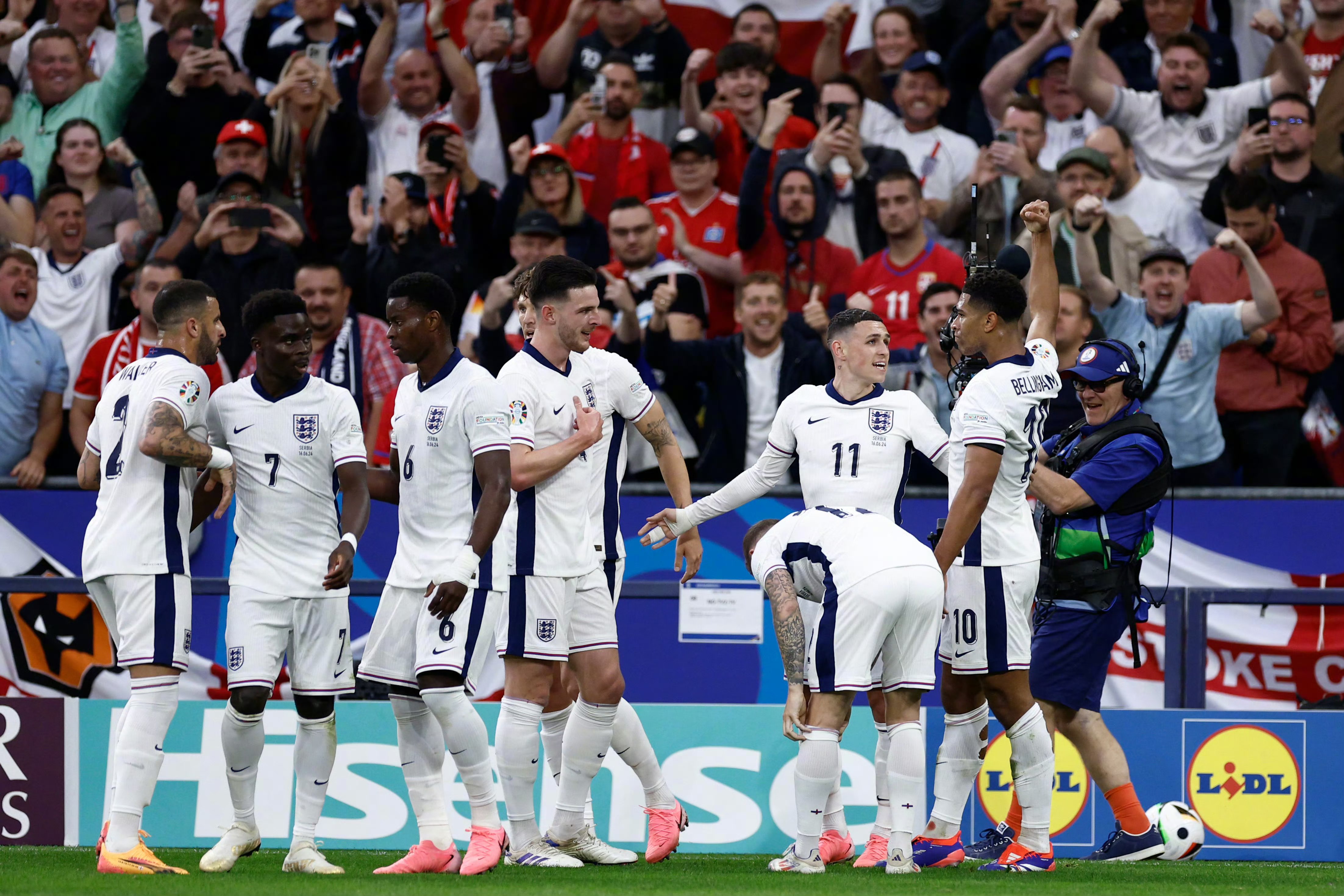 欧洲杯预选赛激战连连,球队实力对决尽展风采的简单介绍 欧洲杯预选赛激战连连,球队实力对决尽展风采的简单介绍